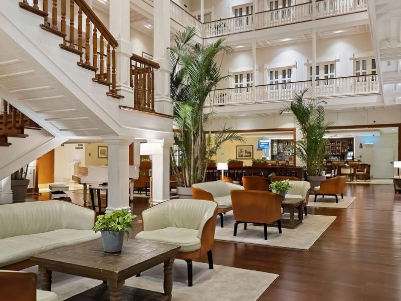 central hotel